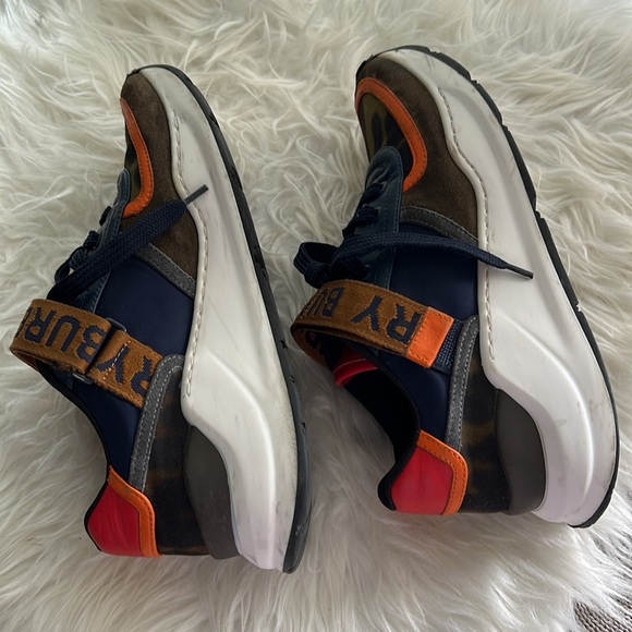 Burberry sneakers 37.5 Size 7.5 - Picture 7 of 9